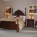 Bed and Breakfast Crystal Springs 3*
