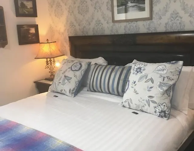 Crystal Springs Bed & Breakfast