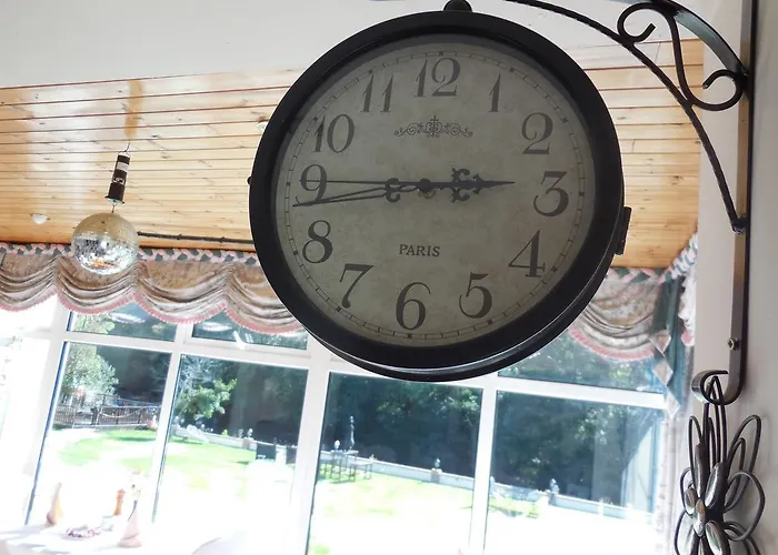 Crystal Springs Bed & Breakfast 3*